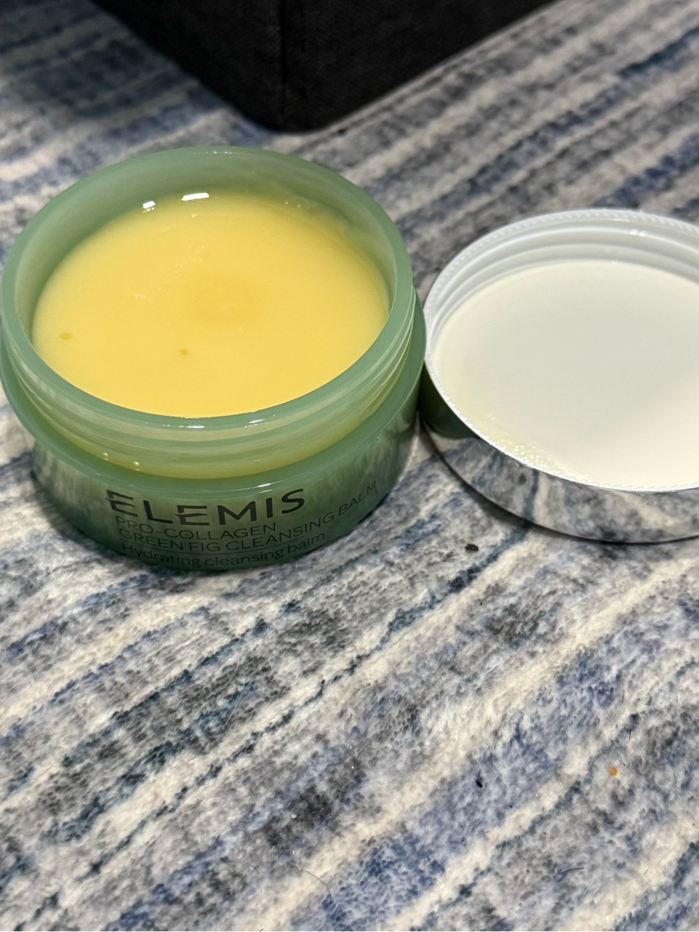 ELEMIS Pro-Collagen Green Fig Cleansing Balm - Mint Green and White - Picture 4 of 4